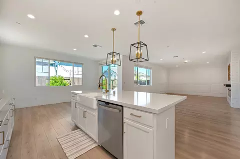 Kitchen - 356 River St, Lincoln, CA 95648 photo 5 of 6