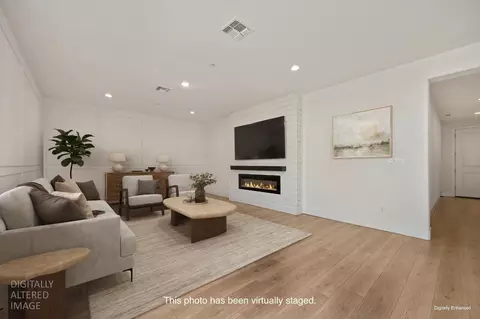 Living - 356 River St, Lincoln, CA 95648 photo 1 of 5