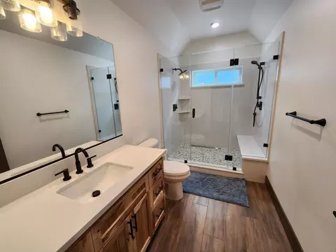 Bath - 79 Silver Tip Dr, Bear Valley, CA 95223 photo 6 of 8