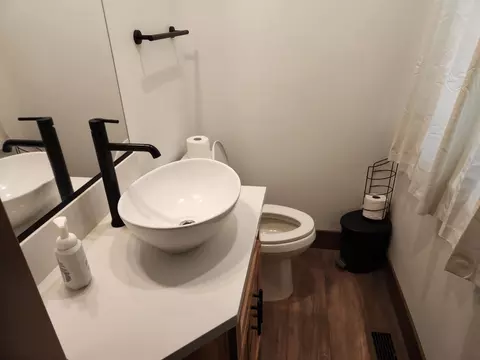 Bath - 79 Silver Tip Dr, Bear Valley, CA 95223 photo 1 of 8