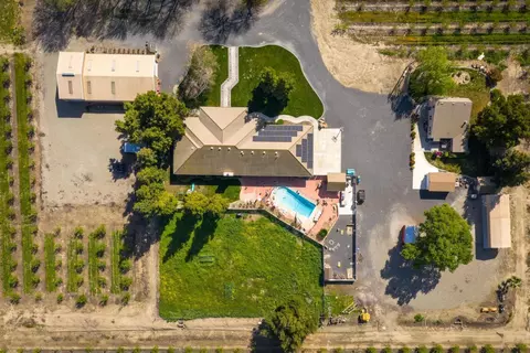 View/Area - 9885 E Louise, Manteca, CA 95336 photo 3 of 5