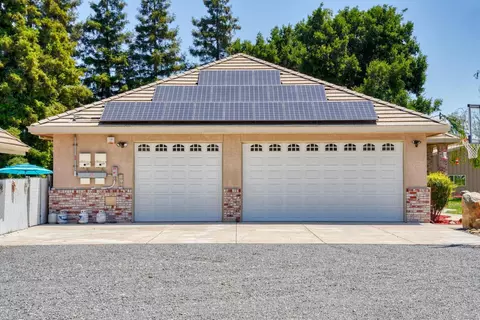 Exterior - 9885 E Louise, Manteca, CA 95336 photo 11 of 31