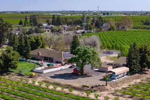 View/Area - 9885 E Louise, Manteca, CA 95336 photo 5 of 5