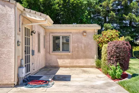 Exterior - 9885 E Louise, Manteca, CA 95336 photo 26 of 31