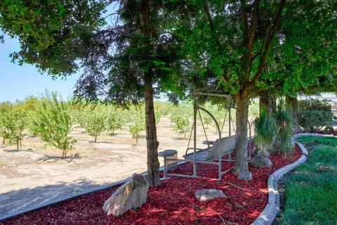 Exterior - 9885 E Louise, Manteca, CA 95336 photo 28 of 31
