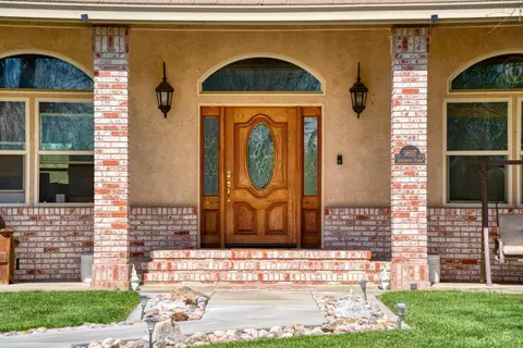 Entry Way - 9885 E Louise, Manteca, CA 95336 photo 1 of 8
