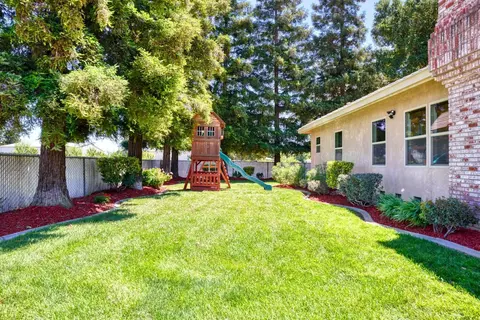 Exterior - 9885 E Louise, Manteca, CA 95336 photo 18 of 31