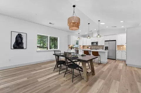 Dining - 280 Jan Rd, Grass Valley, CA 95945 photo 1 of 2