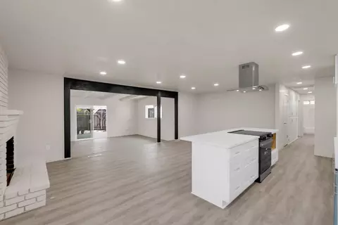 Living - 2832 Fowler Rd, Ceres, CA 95307 photo 3 of 5