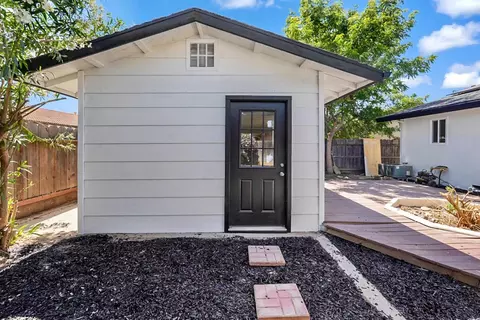 Exterior - 2832 Fowler Rd, Ceres, CA 95307 photo 2 of 7