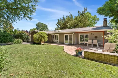 Exterior - 5135 El Cemonte Ave, Davis, CA 95618 photo 6 of 9