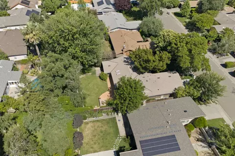 View/Area - 5135 El Cemonte Ave, Davis, CA 95618 photo 8 of 15