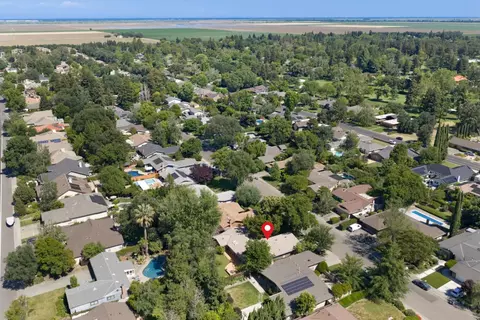 View/Area - 5135 El Cemonte Ave, Davis, CA 95618 photo 10 of 15