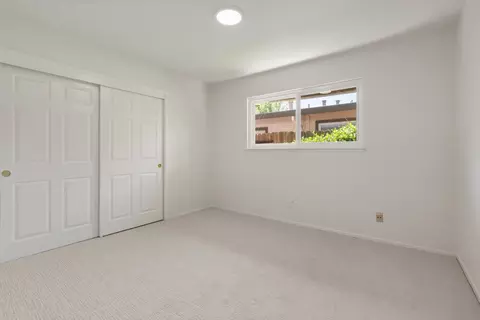 Bedroom - 5135 El Cemonte Ave, Davis, CA 95618 photo 6 of 6