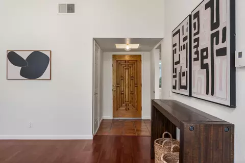 Entry Way - 5135 El Cemonte Ave, Davis, CA 95618 photo 1 of 1