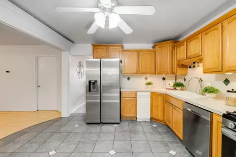 Kitchen - 1386 Canterbury Dr, Concord, CA 94521 photo 2 of 2