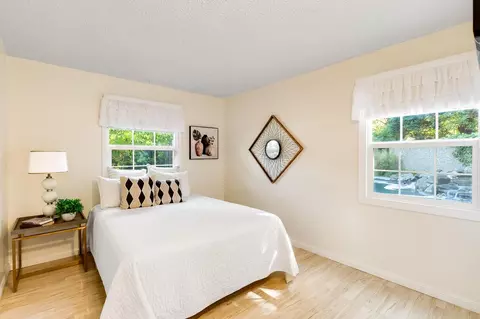 Bedroom - 1386 Canterbury Dr, Concord, CA 94521 photo 1 of 8