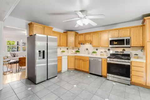 Kitchen - 1386 Canterbury Dr, Concord, CA 94521 photo 1 of 2