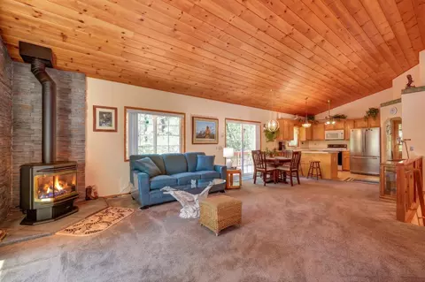 Living - 23998 Stable Rd, Sonora, CA 95370 photo 1 of 4