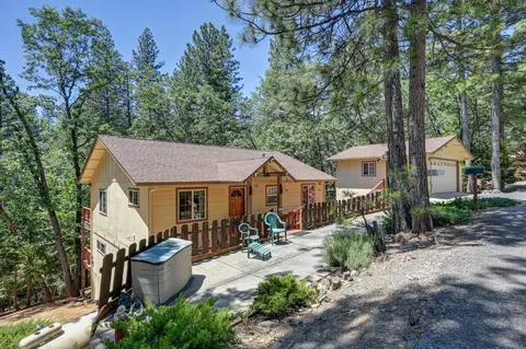 Exterior - 23998 Stable Rd, Sonora, CA 95370 photo 1 of 11