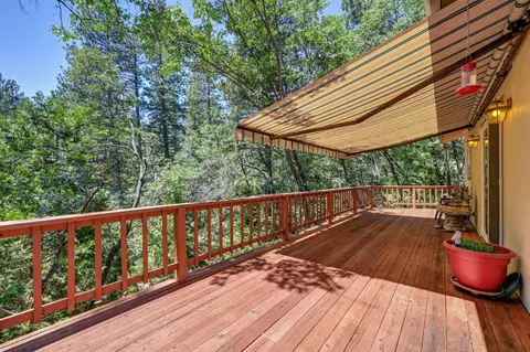 Exterior - 23998 Stable Rd, Sonora, CA 95370 photo 9 of 11