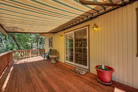 Exterior - 23998 Stable Rd, Sonora, CA 95370 photo 5 of 11