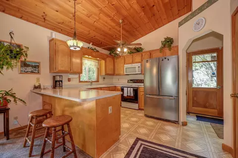 Kitchen - 23998 Stable Rd, Sonora, CA 95370 photo 1 of 3