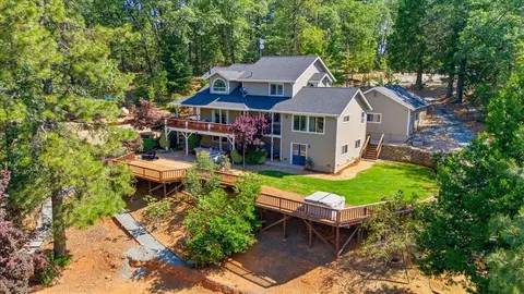 14624 Cherokee Ln, Grass Valley, CA 95945
