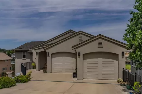 Exterior - 6066 Bluff View Rd, Copperopolis, CA 95228 photo 5 of 17