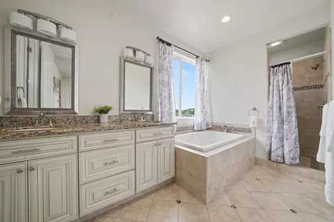Bath - 6066 Bluff View Rd, Copperopolis, CA 95228 photo 2 of 7
