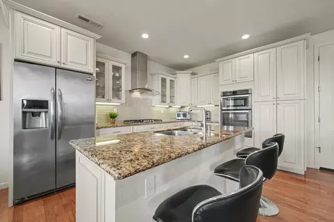 Kitchen - 6066 Bluff View Rd, Copperopolis, CA 95228 photo 5 of 9