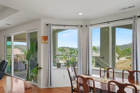 Dining - 6066 Bluff View Rd, Copperopolis, CA 95228 photo 6 of 6