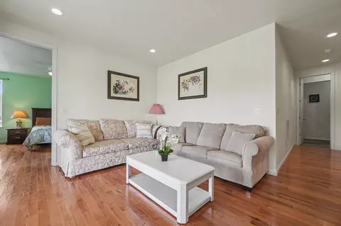Living - 6066 Bluff View Rd, Copperopolis, CA 95228 photo 7 of 9