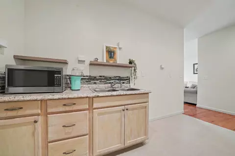 Kitchen - 6066 Bluff View Rd, Copperopolis, CA 95228 photo 9 of 9