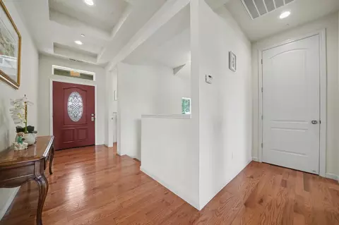 Entry Way - 6066 Bluff View Rd, Copperopolis, CA 95228 photo 4 of 6