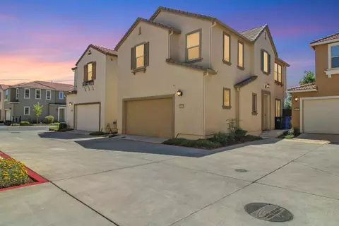 8985 Upbeat Way, Elk Grove, CA 95757