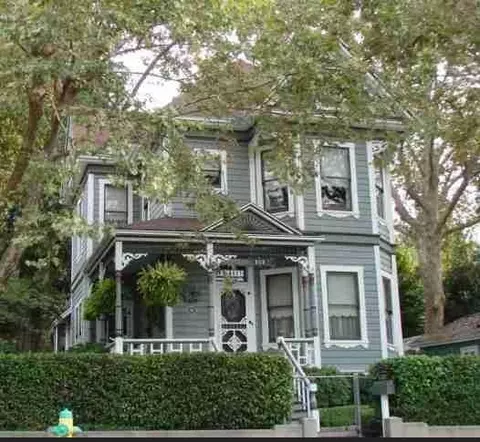 203 Pleasant St, Grass Valley, CA 95945