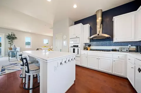 Kitchen - 175 Athena Dr, Copperopolis, CA 95228 photo 6 of 8