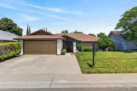 9517 Helio Dr, Sacramento, CA 95827