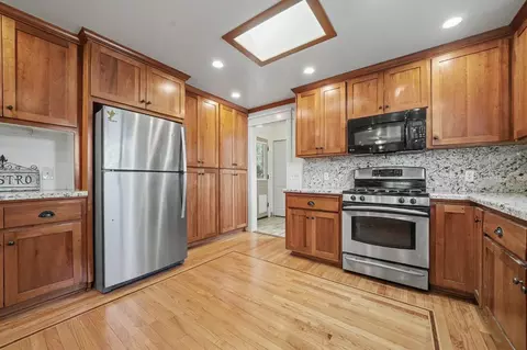 Kitchen - 1941 N Main St, Manteca, CA 95336 photo 3 of 9