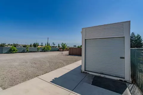 Exterior - 1941 N Main St, Manteca, CA 95336 photo 16 of 29