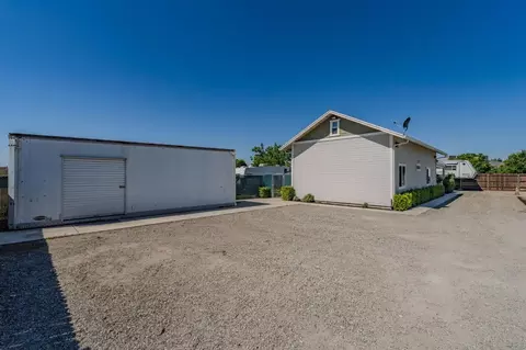 Exterior - 1941 N Main St, Manteca, CA 95336 photo 15 of 29