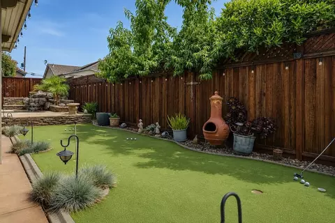 Exterior - 503 Franklin Ln, Ripon, CA 95366 photo 6 of 11