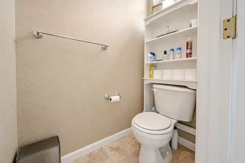 Bath - 503 Franklin Ln, Ripon, CA 95366 photo 2 of 4