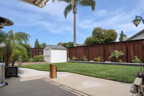 Exterior - 503 Franklin Ln, Ripon, CA 95366 photo 8 of 11