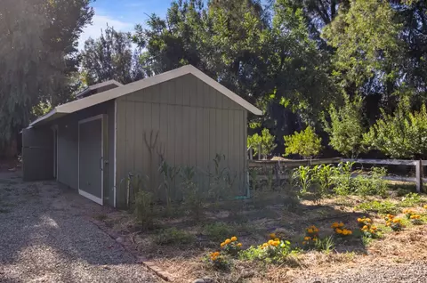 Exterior - 2727 Russell Blvd, Davis, CA 95616 photo 11 of 12