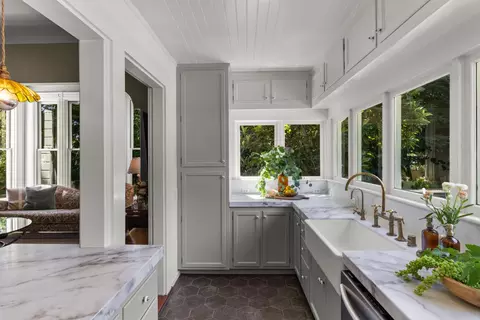 Kitchen - 2727 Russell Blvd, Davis, CA 95616 photo 1 of 2