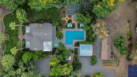 View/Area - 2727 Russell Blvd, Davis, CA 95616 photo 1 of 2