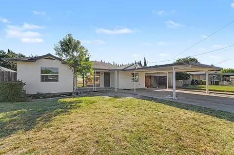 234 S Lee Ave, Oakdale, CA 95361