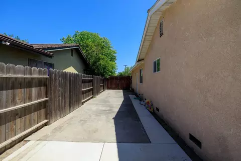 Exterior - 3129 Otis, Modesto, CA 95350 photo 14 of 15